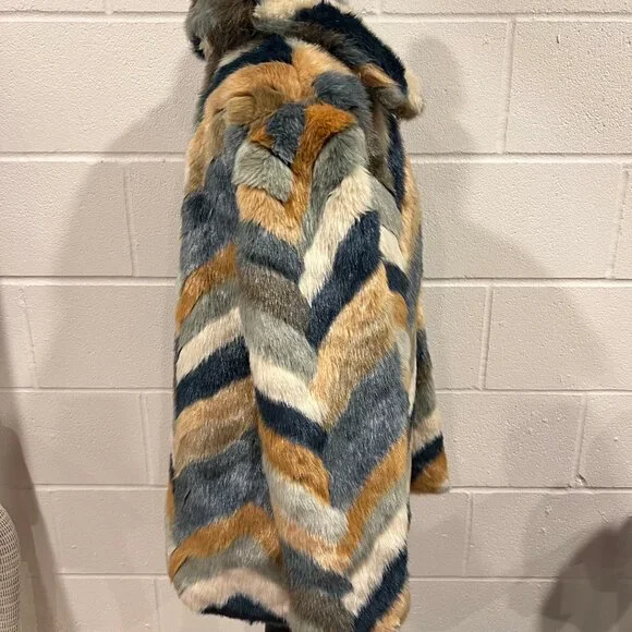 *SOLD* Forever21 Small Brown Jacket – Faux Fur Trendy Outerwear - Picture 6 of 8